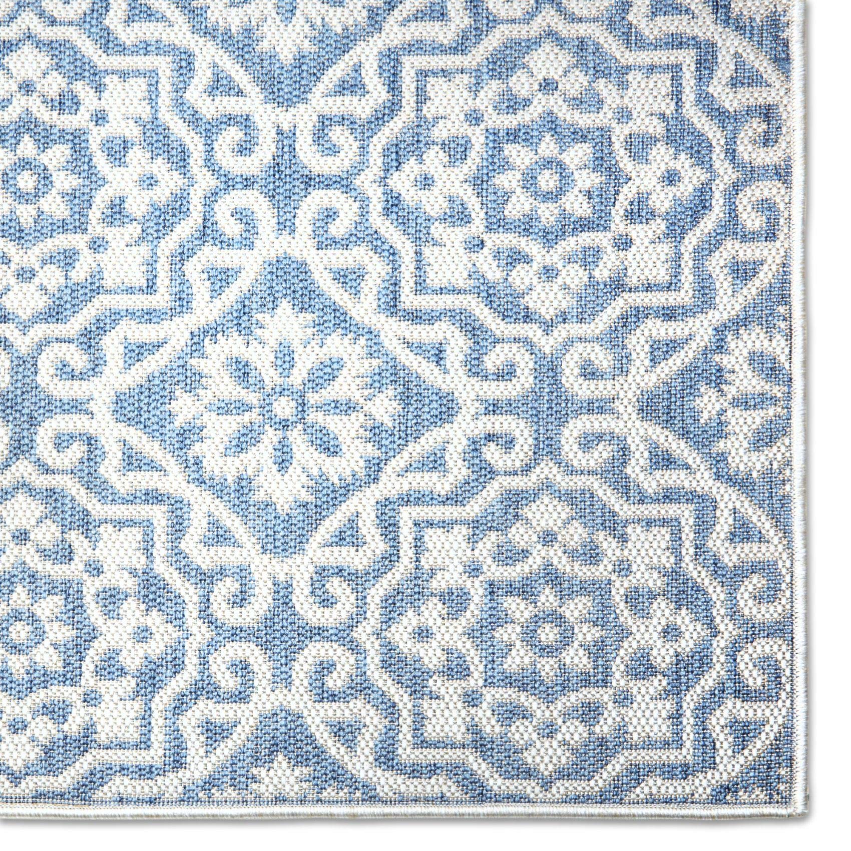 Nicole Miller New York Danica rug weather-resistant for indoor/outdoor use.