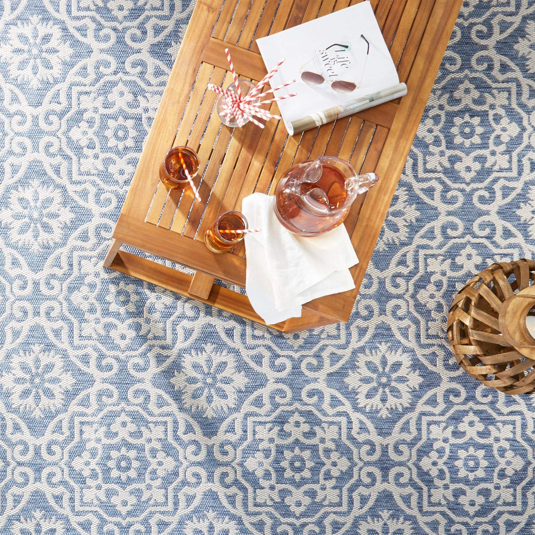 Nicole Miller New York Danica rug low-pile for easy cleaning.