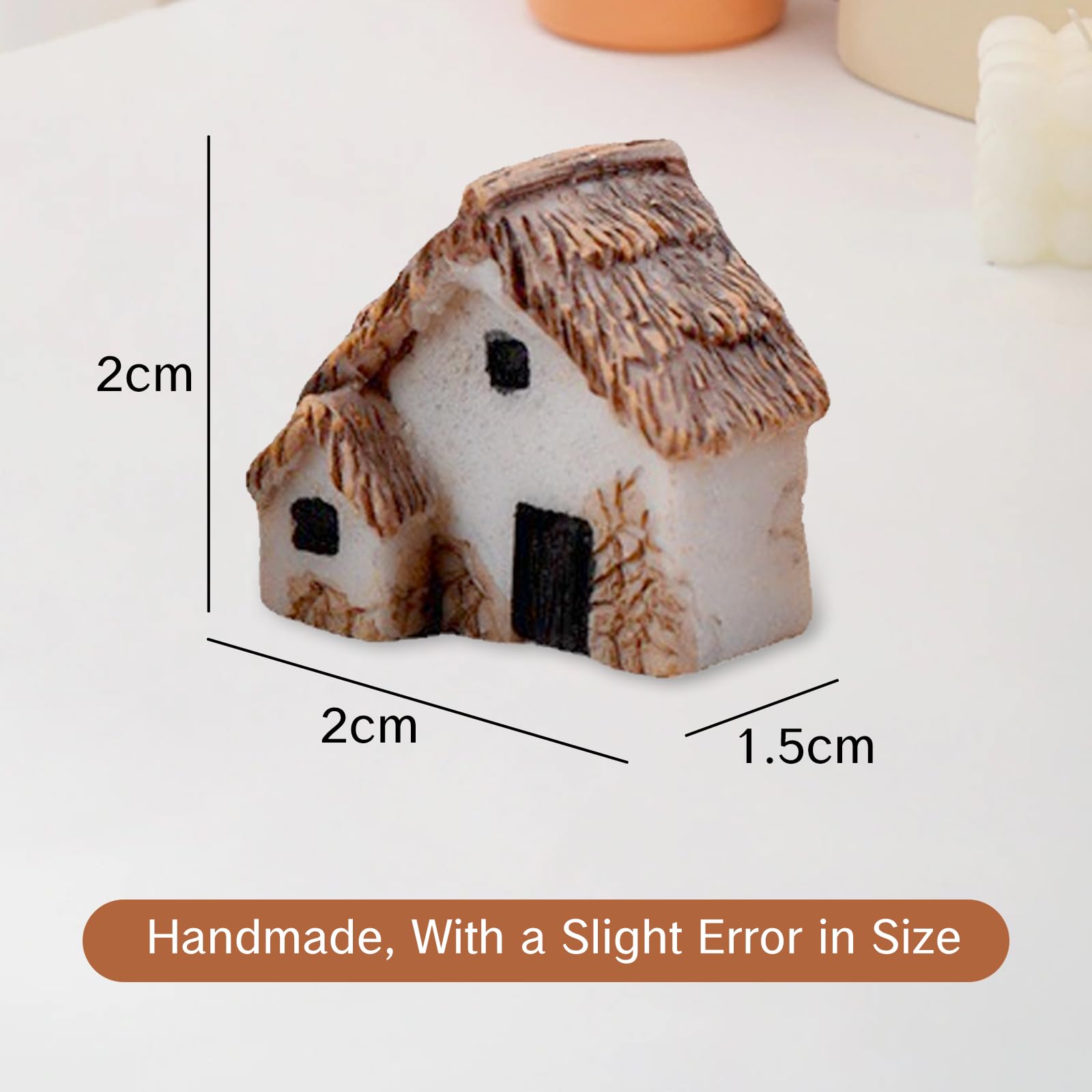 NIIIYTYB resin miniature houses with thatched roofs elevate terrarium displays