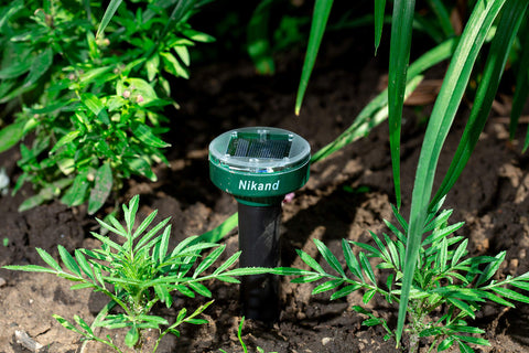 NIKAND durable stake design endures seasons for long-term use.
