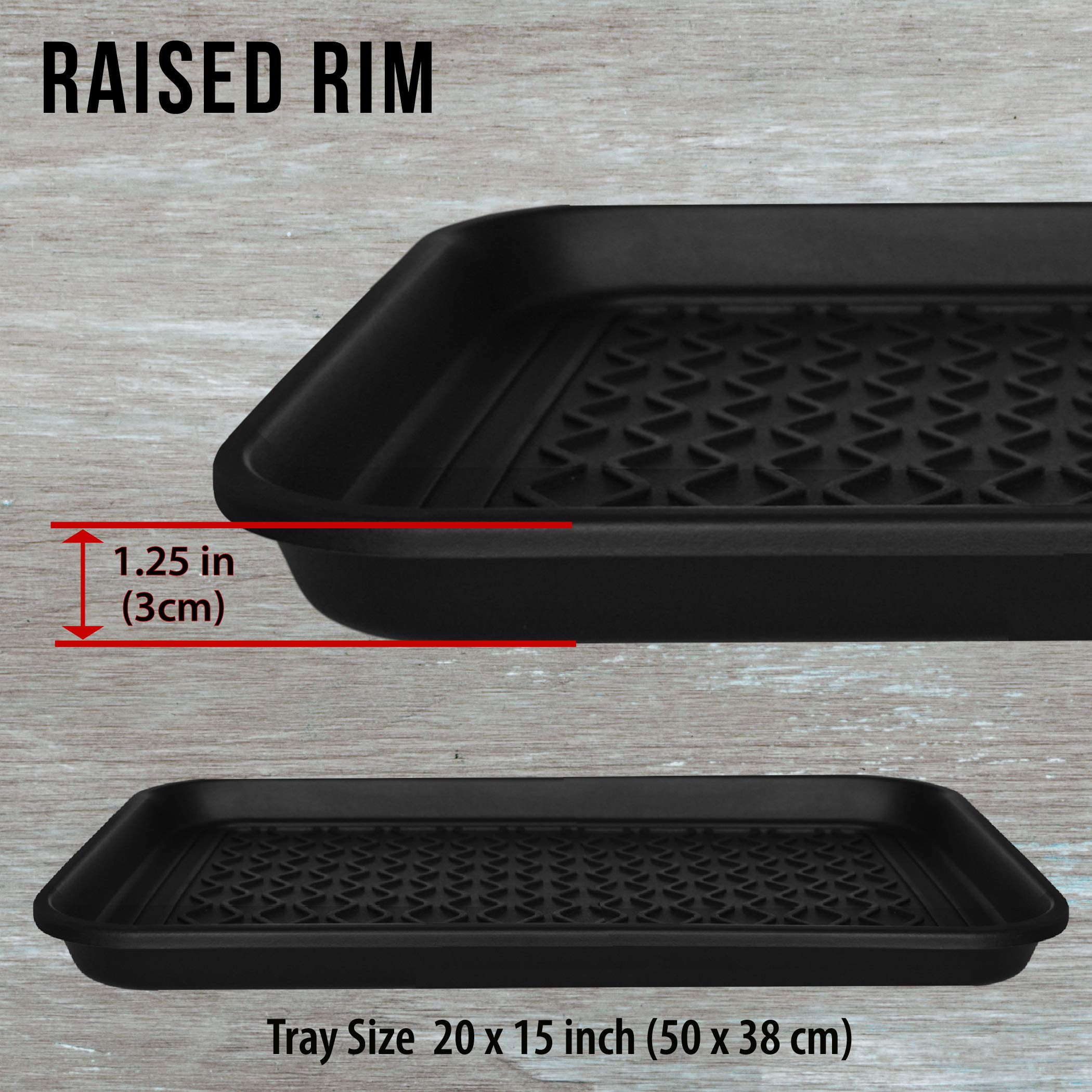 NINAMAR boot tray features raised rims to contain melted ice and debris