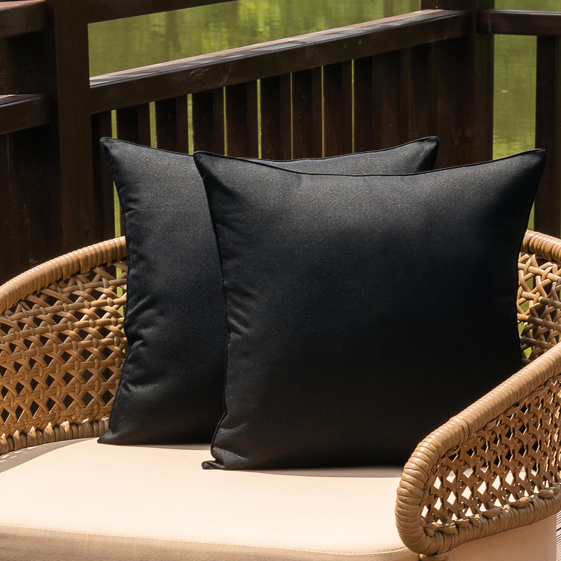 NiNi ALL outdoor pillow cover in black with waterproof coating for patio cushions