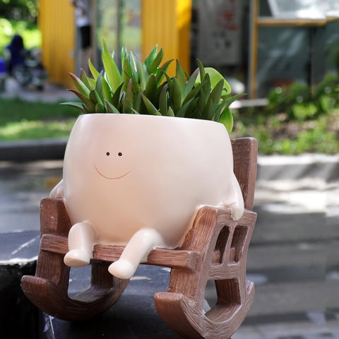 NINIPAPA gift-ready smiley planter suits plant lovers and kids.