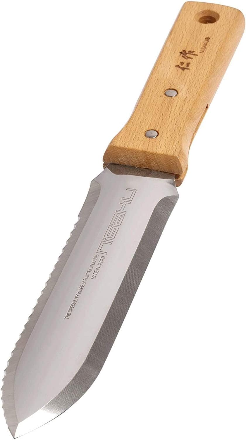 NISAKU NJP650 Hori Hori blade close-up highlighting serrated edge for precision