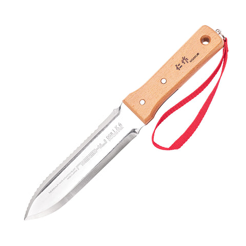 Nisaku NJP651 hori knife wooden handle provides comfortable grip during long use.