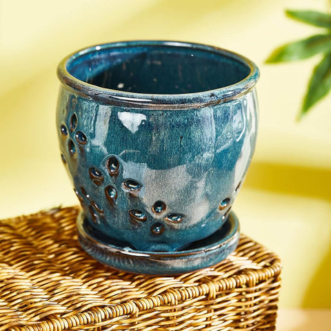 NiSevenLiving orchid pot with saucer demonstrates drop-test quality.