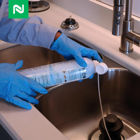 Nisus Nibor-D detachable 17-inch hose enables precise treatment.