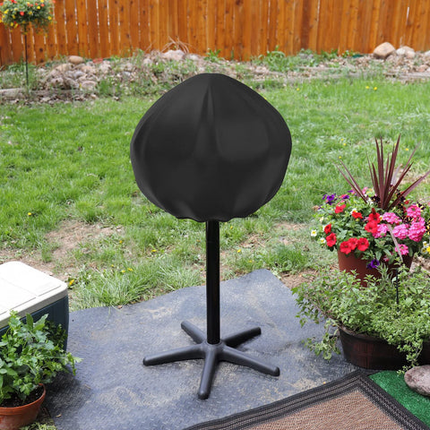 Nomiou cover with adjustable drawcord stays snug on windy days