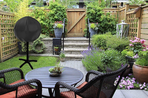 Nomiou waterproof fabric shields grills from rain and moisture exposure