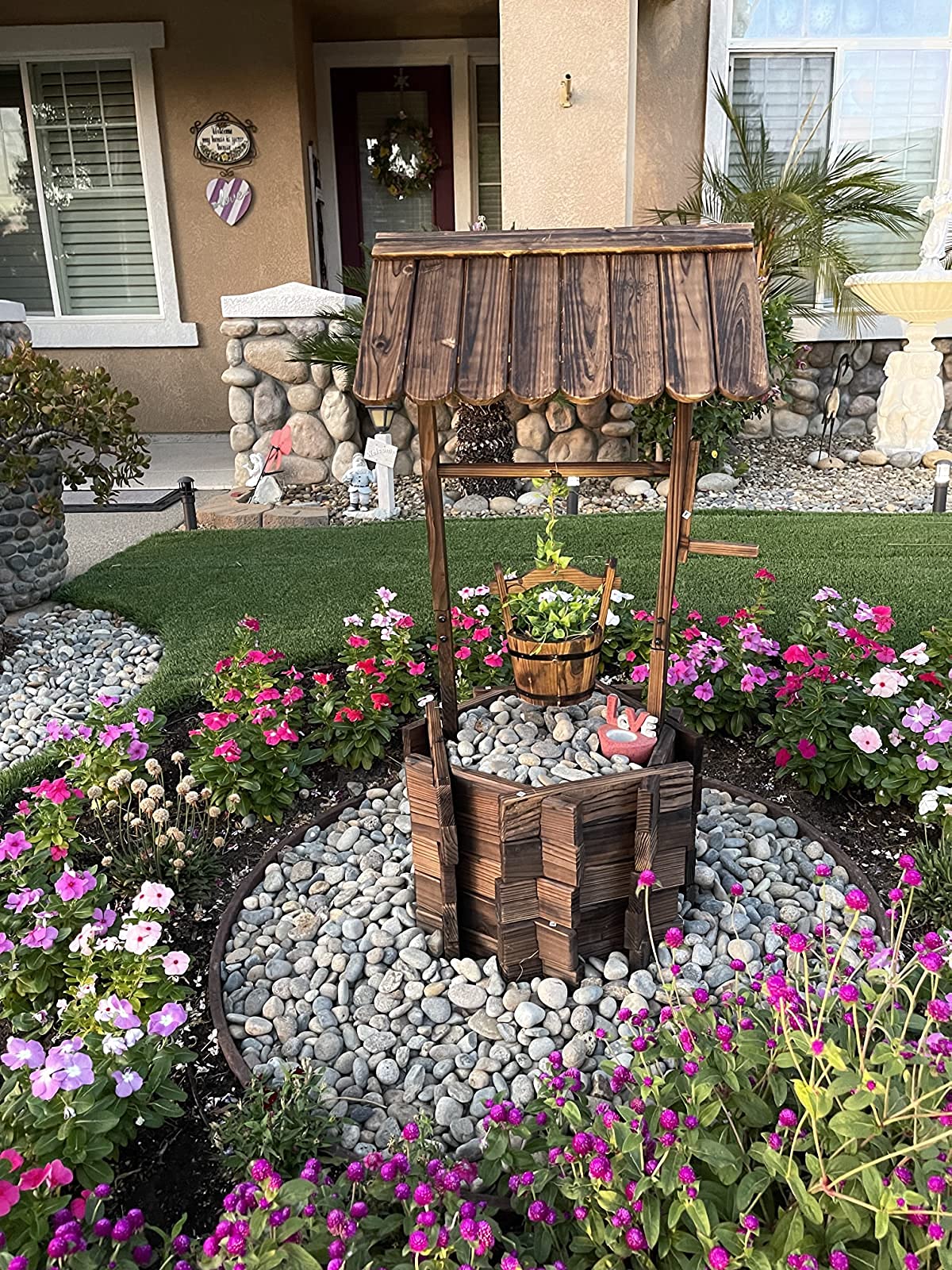 Notume adjustable-handle-easy-move enables comfortable planter positioning