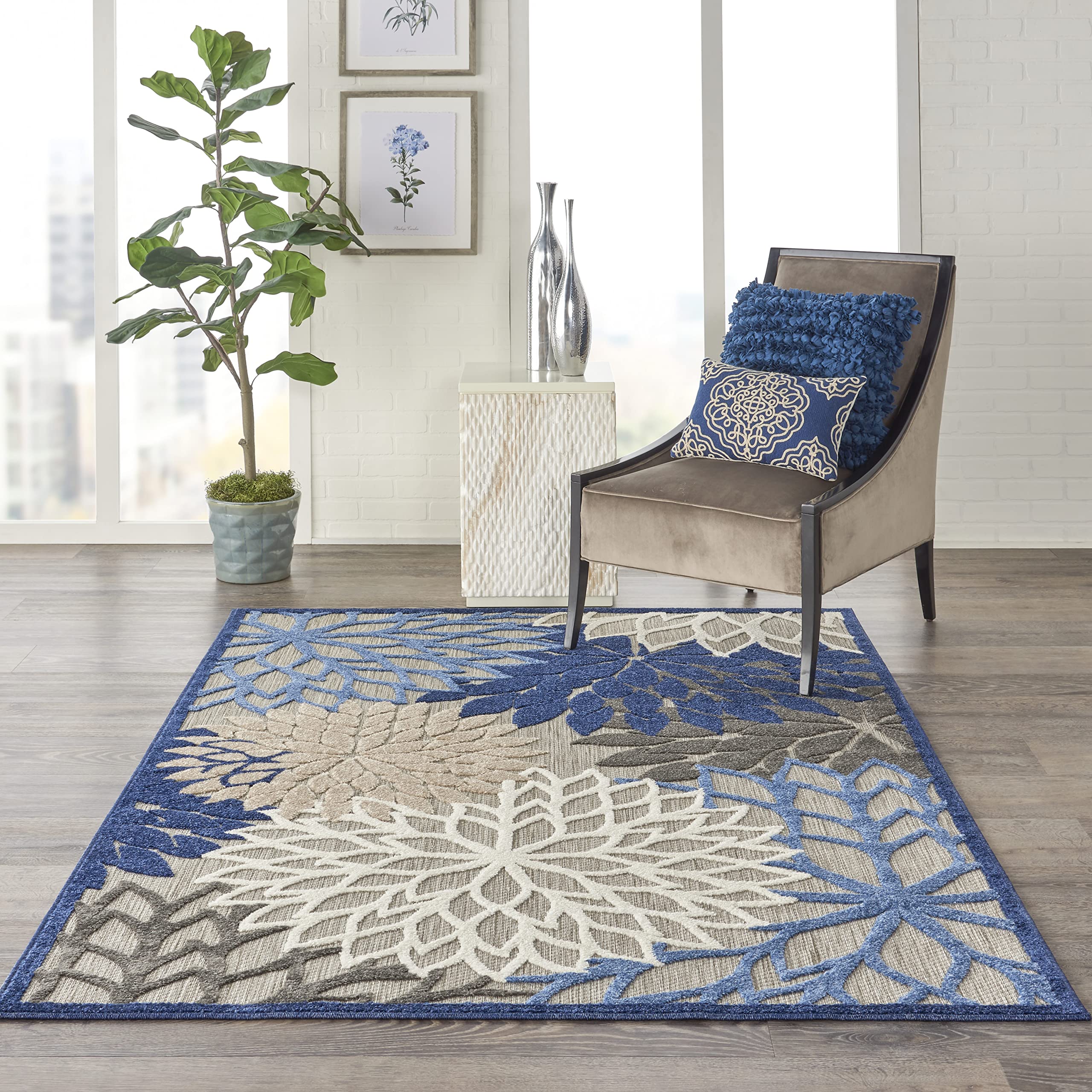 Nourison Aloha stain-resistant polypropylene fibers highlight easy-care durability