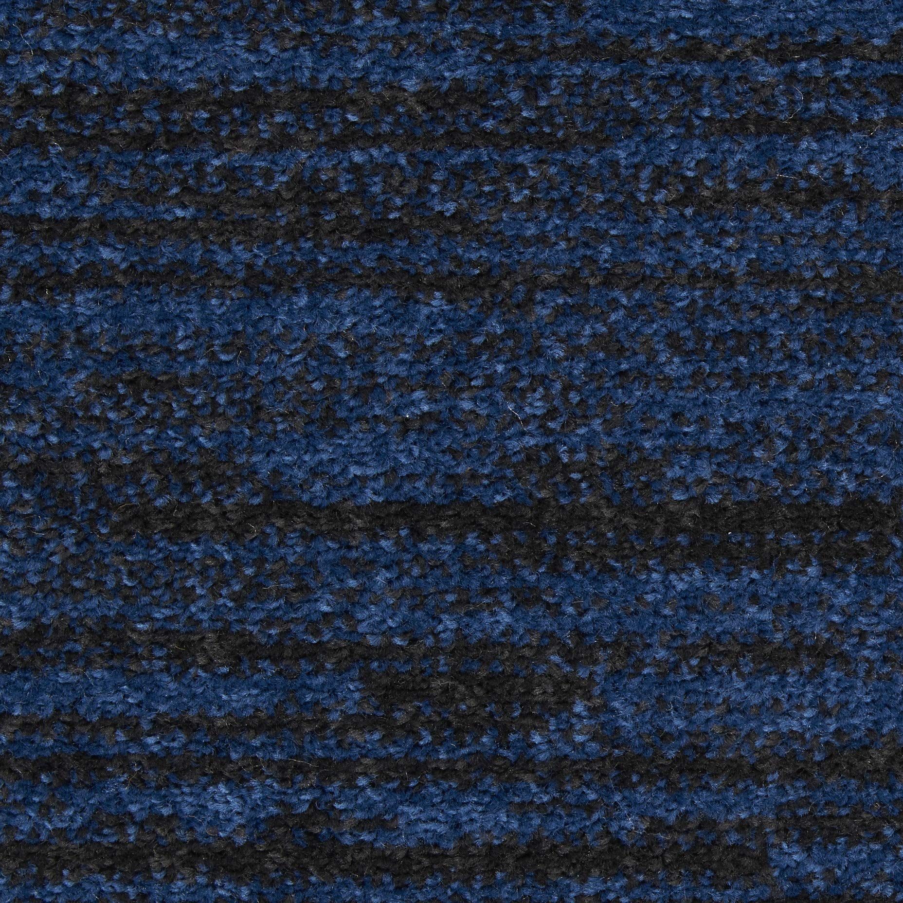 Nourison Essentials Midnight Blue easy-clean polypropylene fibers in light