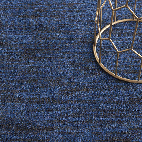 Nourison Essentials Midnight Blue rug close-up of marled texture for detail