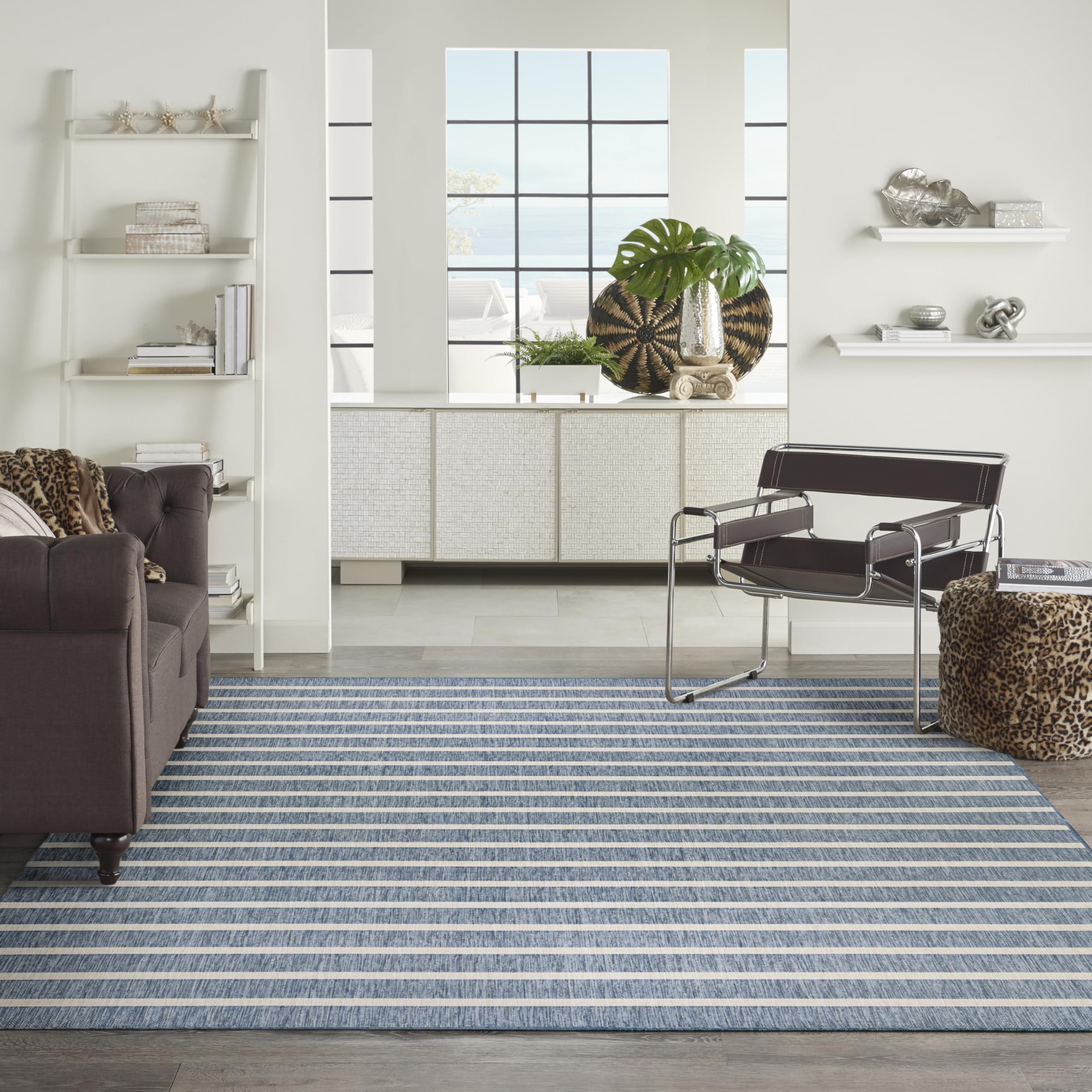Nourison Positano easy-clean polypropylene material for simple maintenance