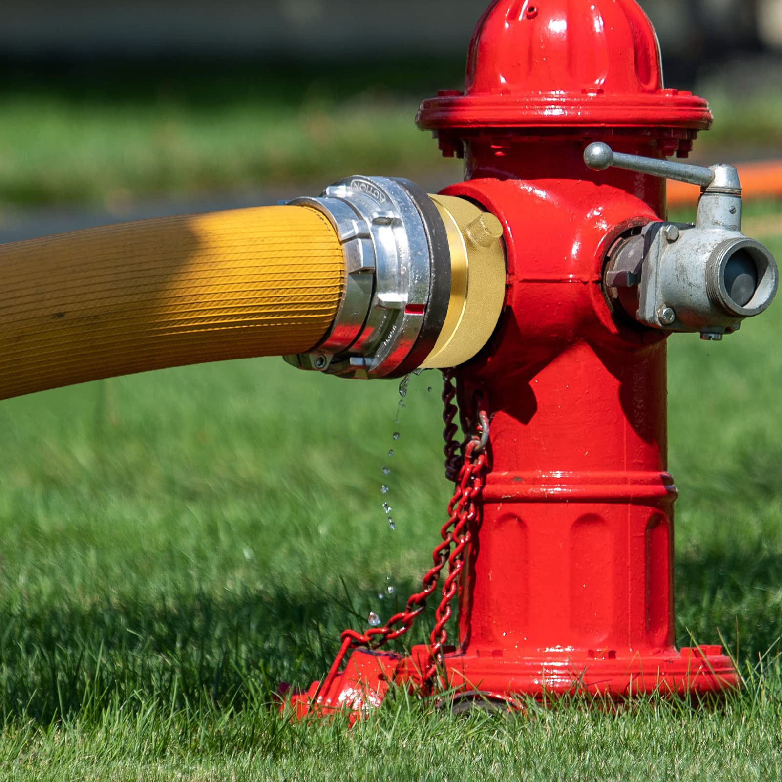 NOVINO brass hydrant adapter ideal for irrigation and outdoor use