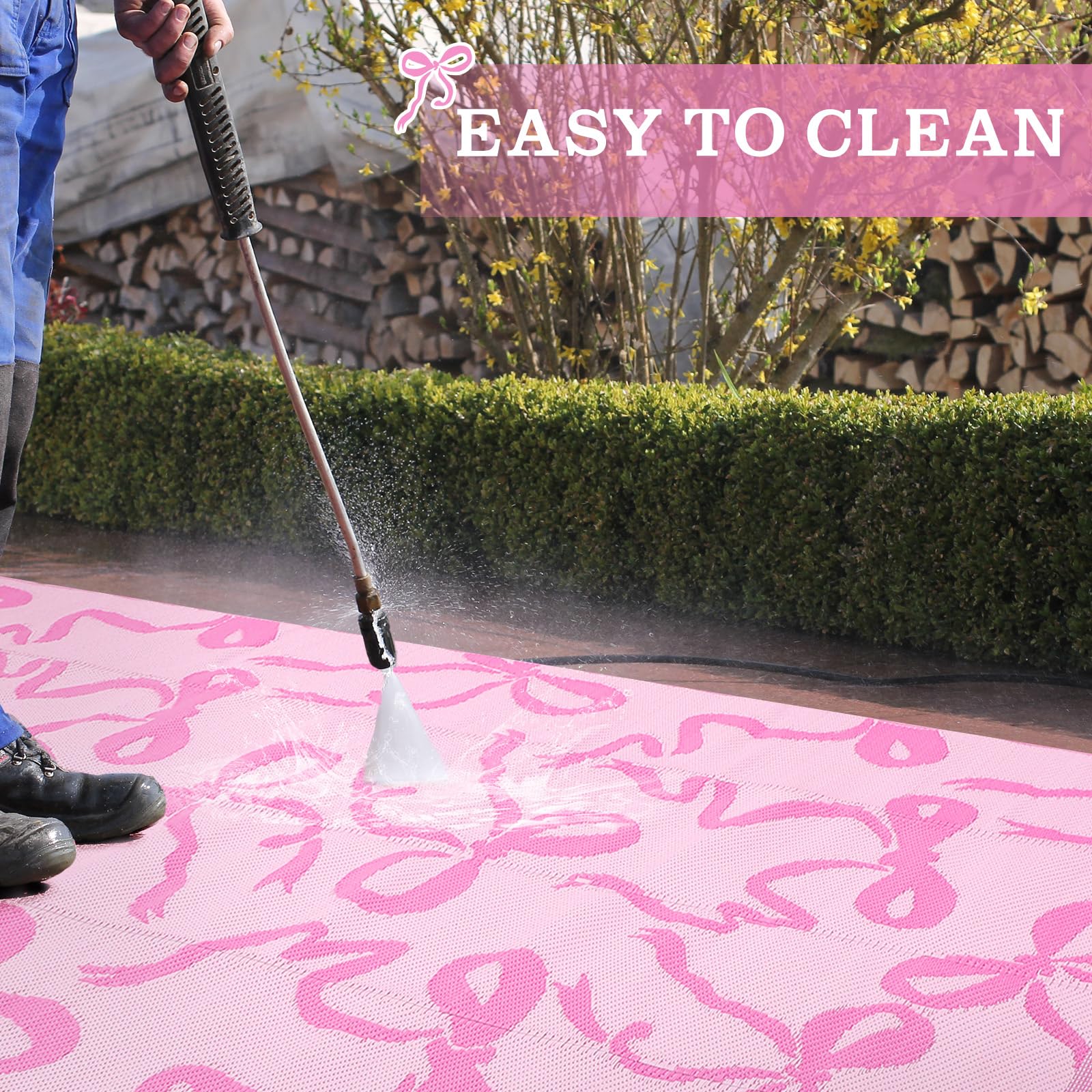 Nuanchu waterproof plastic straw rug resists stains and rain for outdoor gatherings.