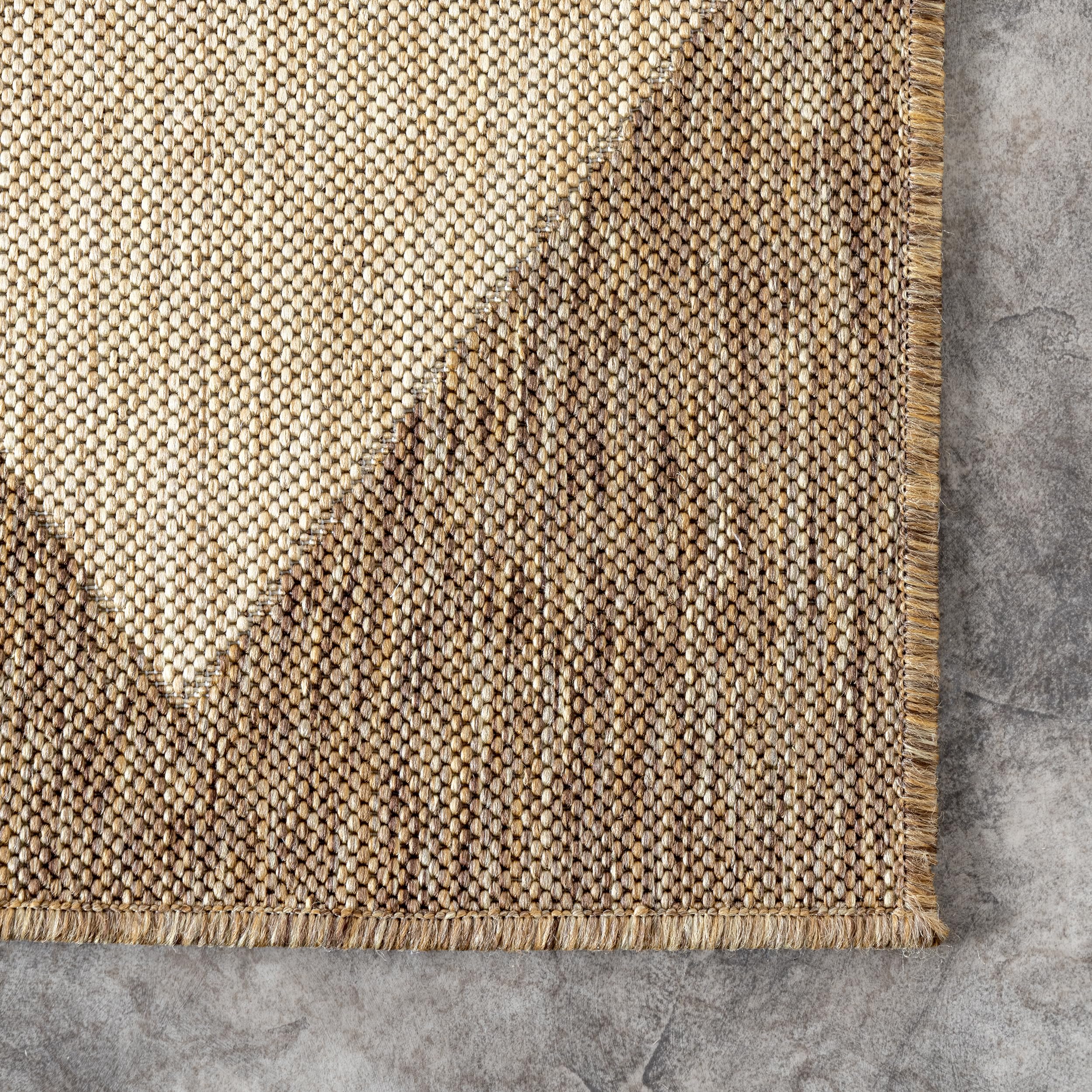 nuLOOM Sabina rug with UV resistance suits sunny decks.