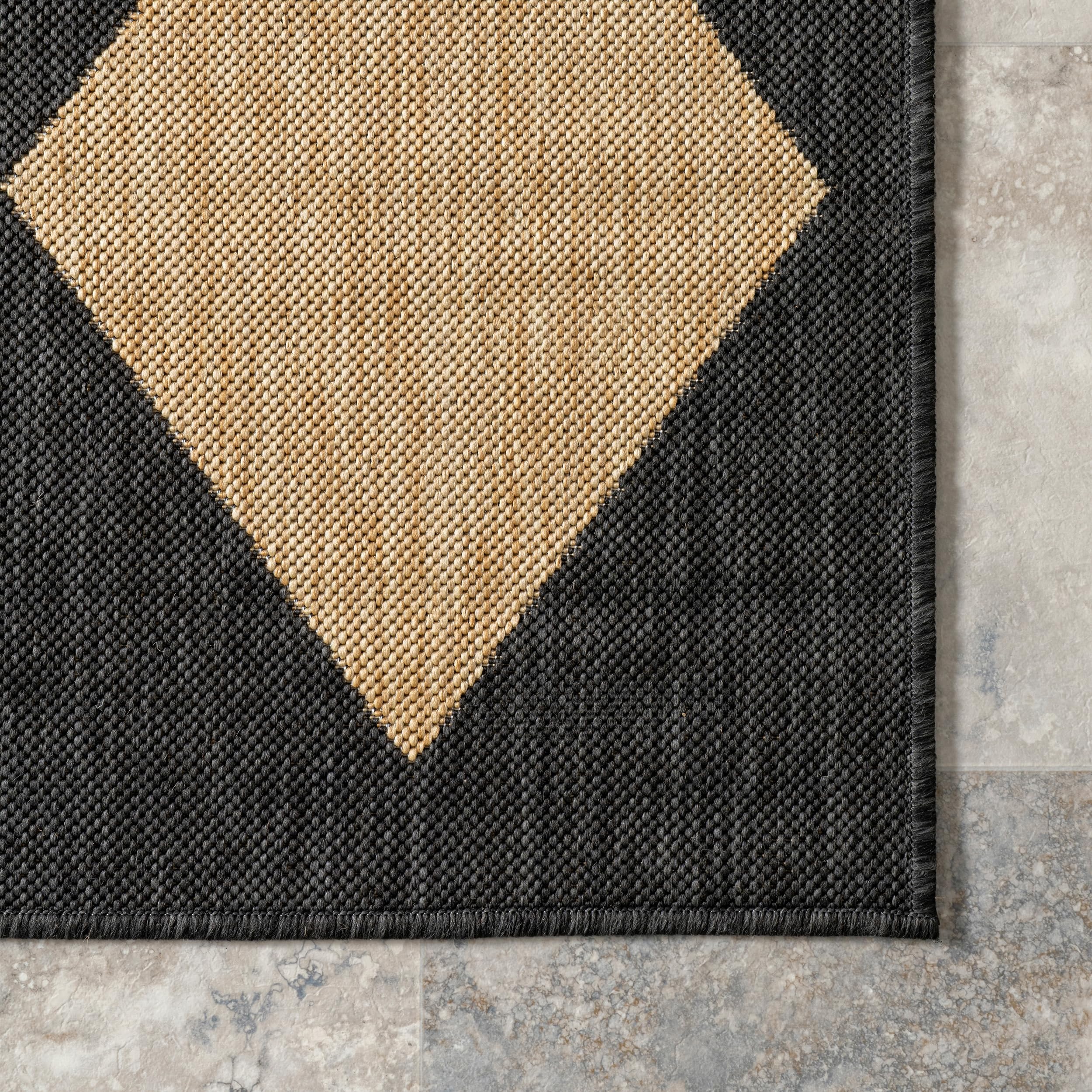 nuLOOM Sabina low pile rug simplifies cleaning in high-traffic areas.