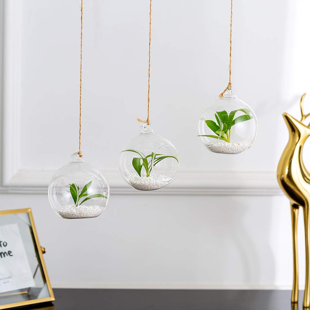 NUPTIO wedding centerpiece glass decor adds ambient charm.