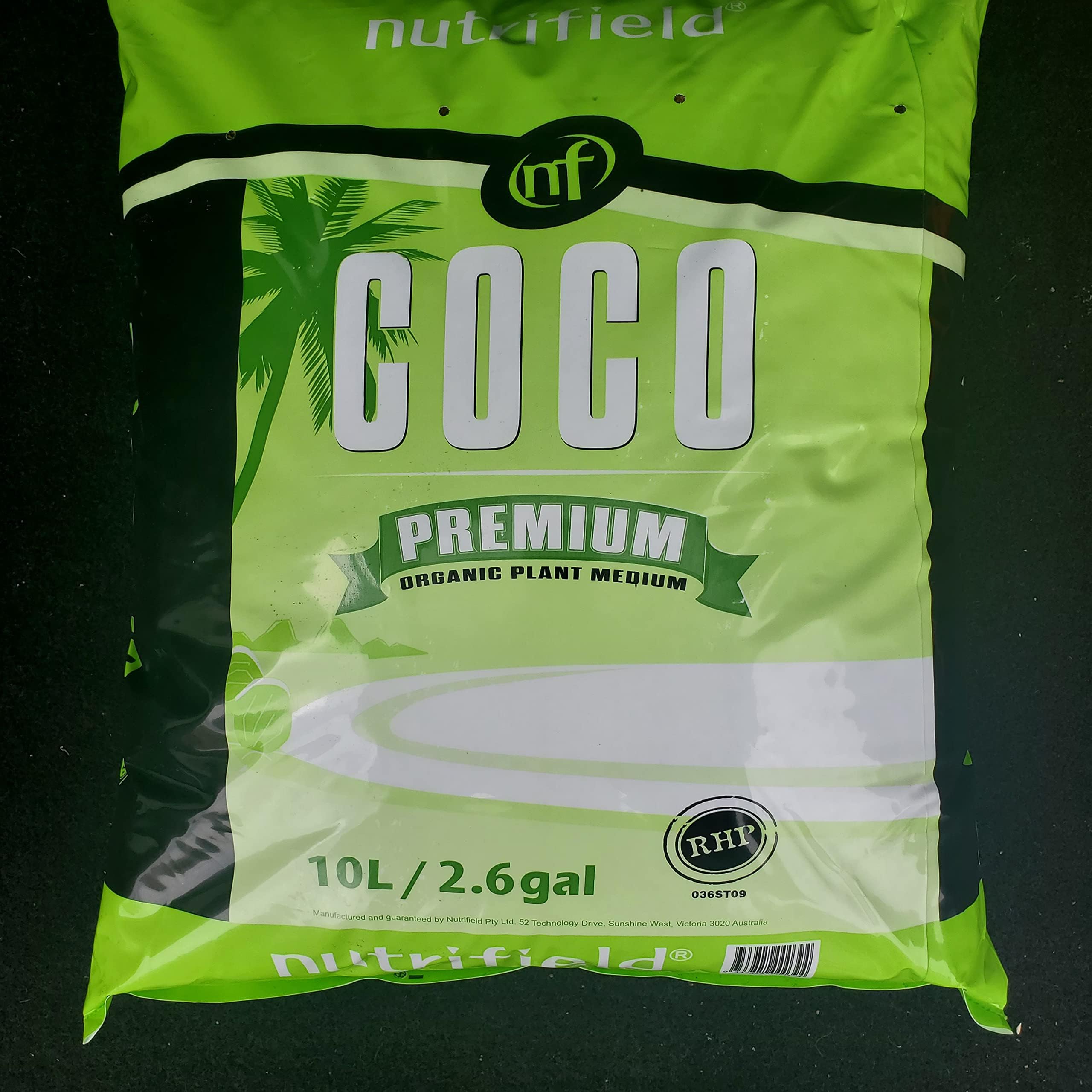 NUTRIFIELD coco coir for indoor-outdoor garden setups and mushroom growing.