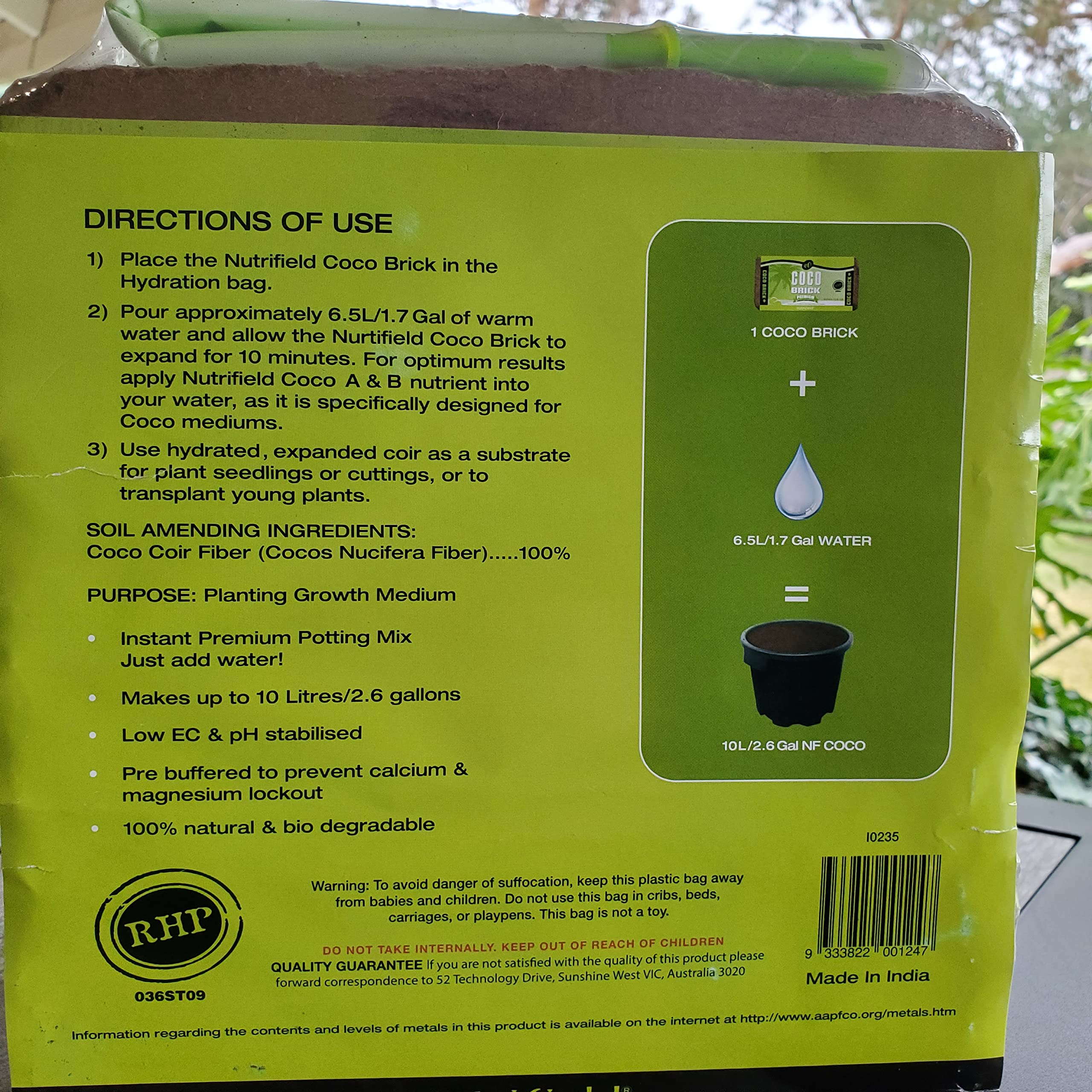 NUTRIFIELD Coco Coir Brick with pH stabilisation and accessibility