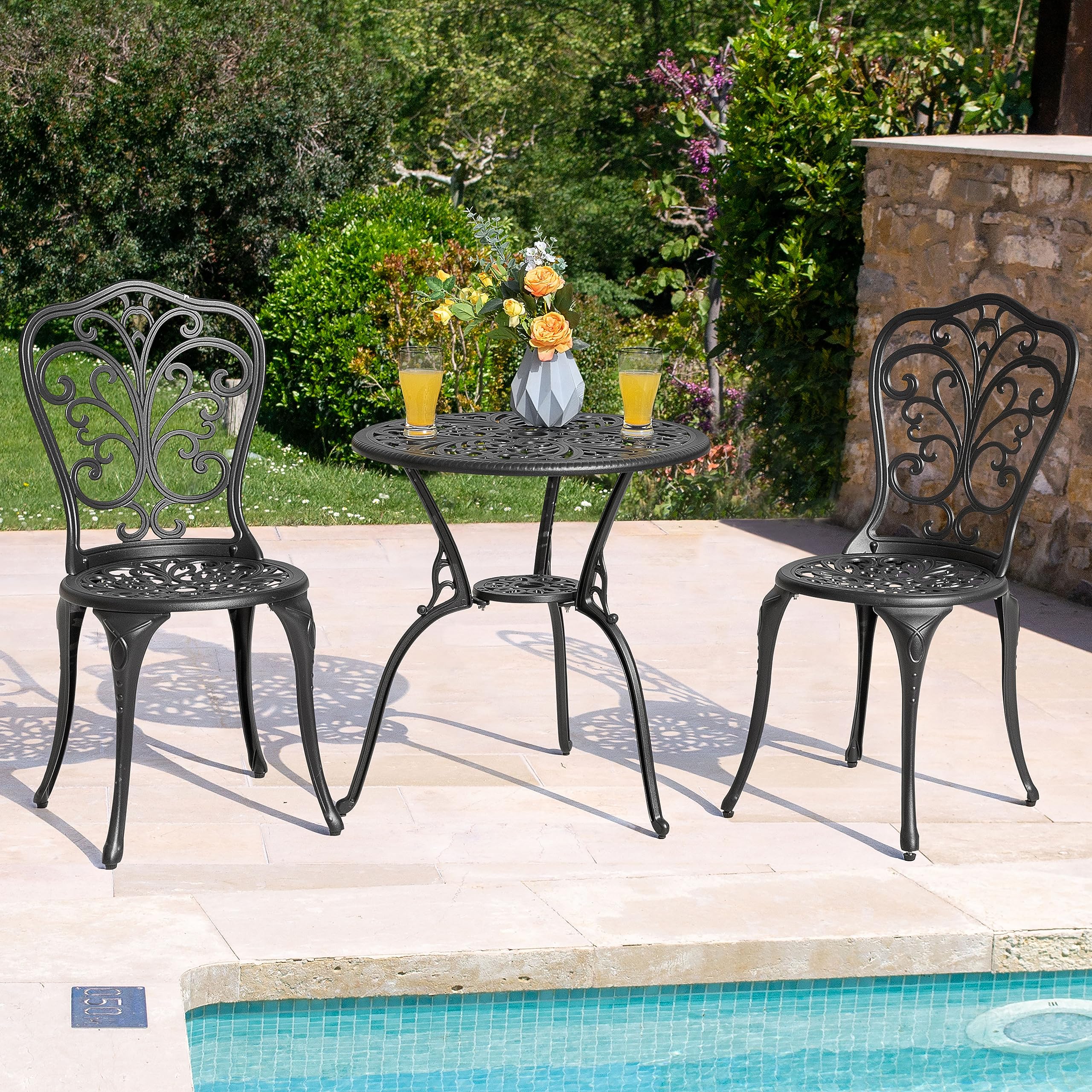NUU GARDEN butterfly backrest design on the bistro chair