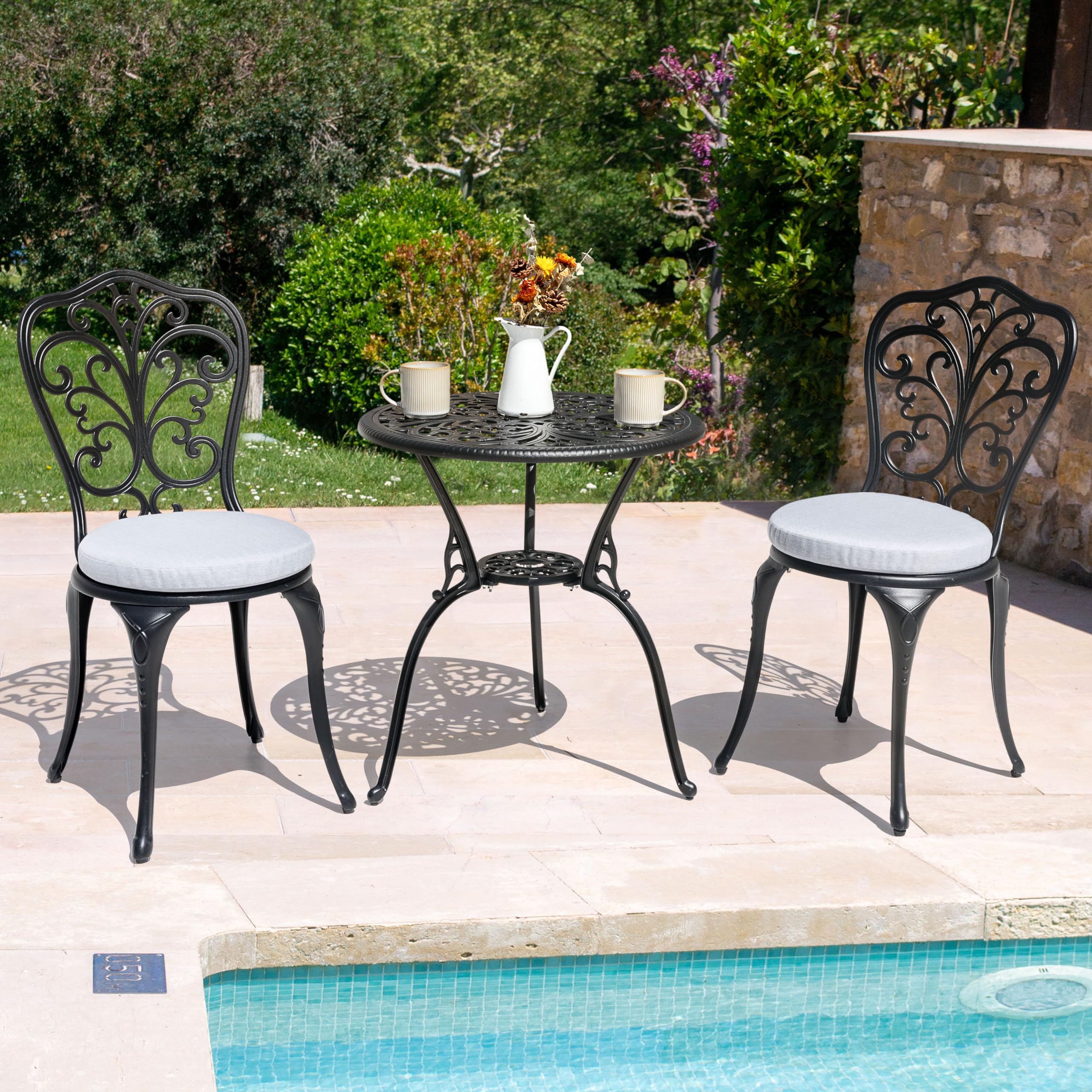 NUU GARDEN sturdy table legs add a secure, stylish base