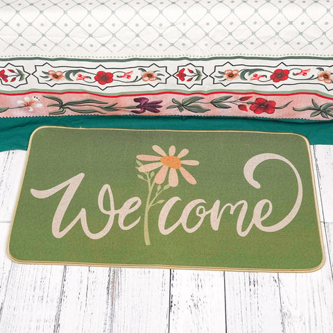 OAEND Deck, porch, and entryway mat adds seasonal charm to any doorway.