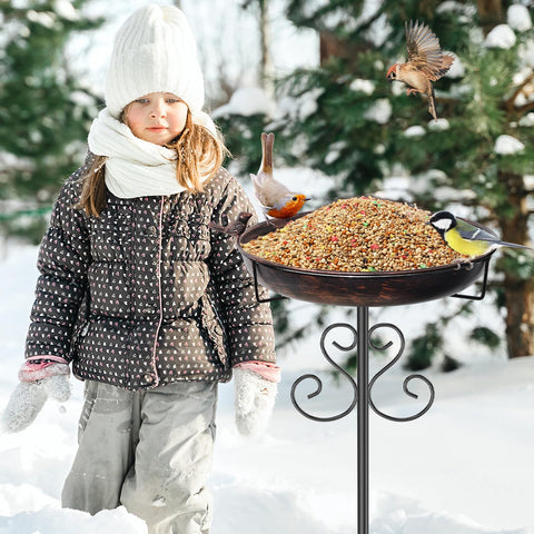 ODSNANIE rust-proof coating protects metal against outdoor weather.
