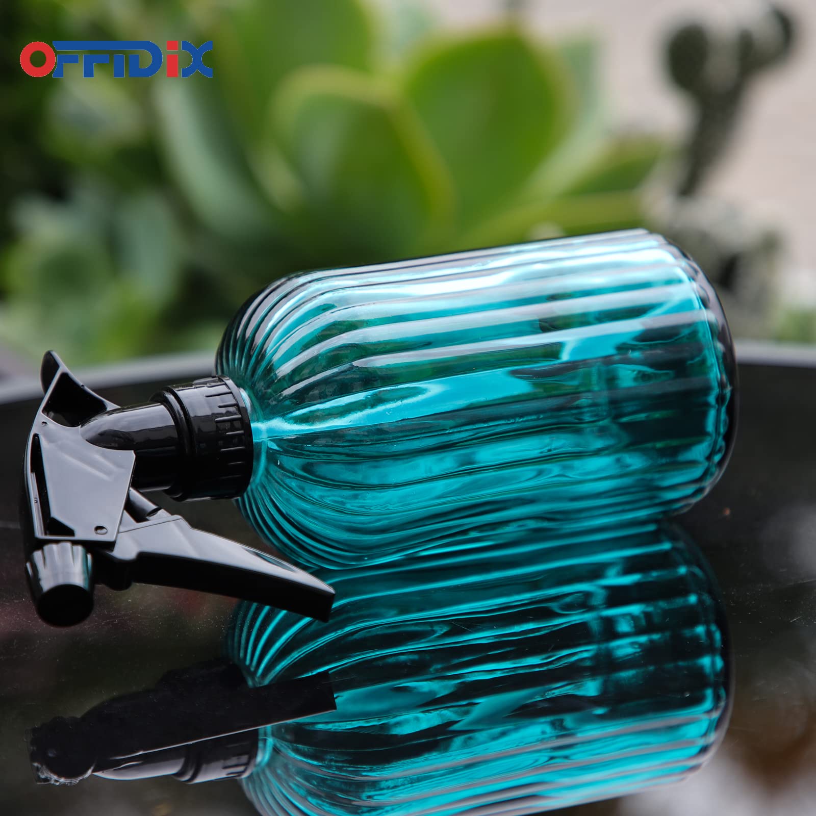 OFFIDIX multiuse spray suitable for glass, windows, cars, and surfaces.