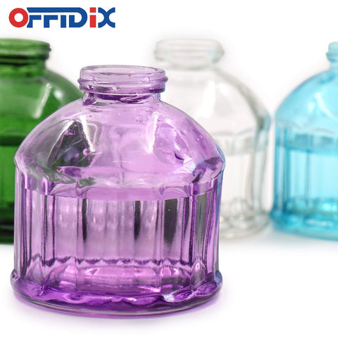 OFFIDIX elegant finger holder for comfortable spray sessions with houseplants.