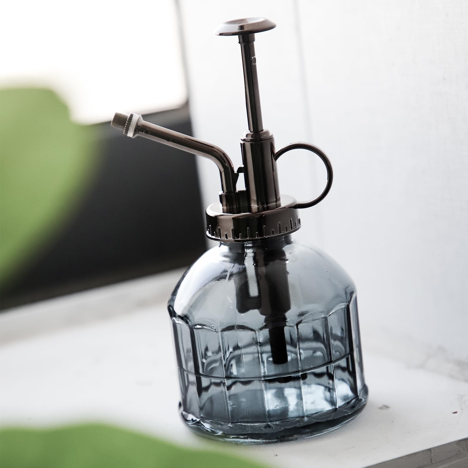 OFFIDIX glass plant spray bottle with 200ml capacity ideal for daily succulent care.