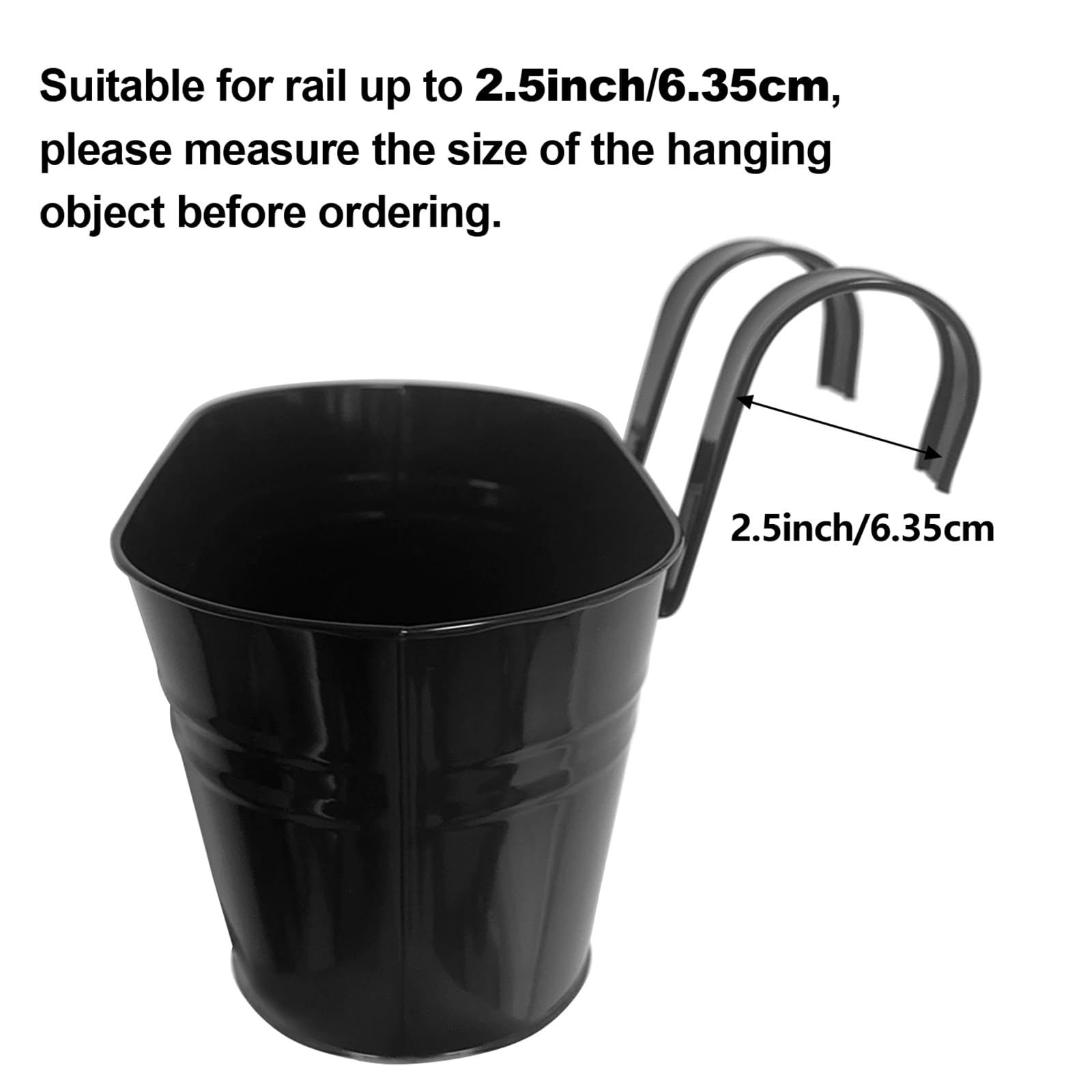Detachable hooks for OGIMA pots enable flexible indoor or outdoor hanging.