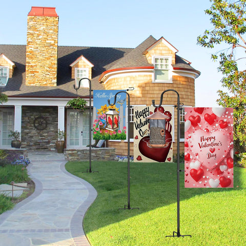 OHCISP 5-pronged base provides stable grounding in lawns and patios