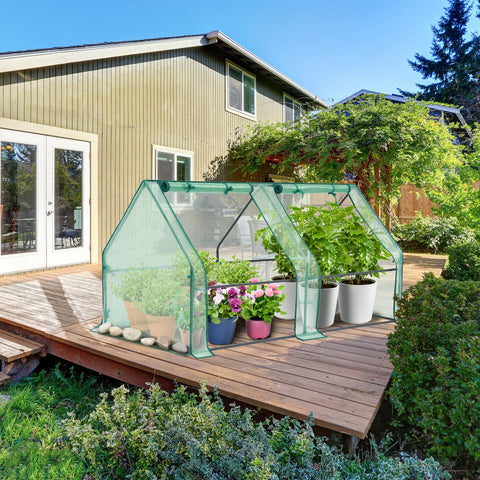 Ohuhu interior space warmed for plant growth and air circulation
