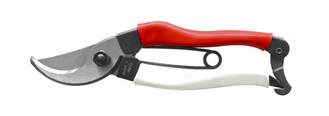 Okatsune 101 pruners blade angle close-up for clean cuts