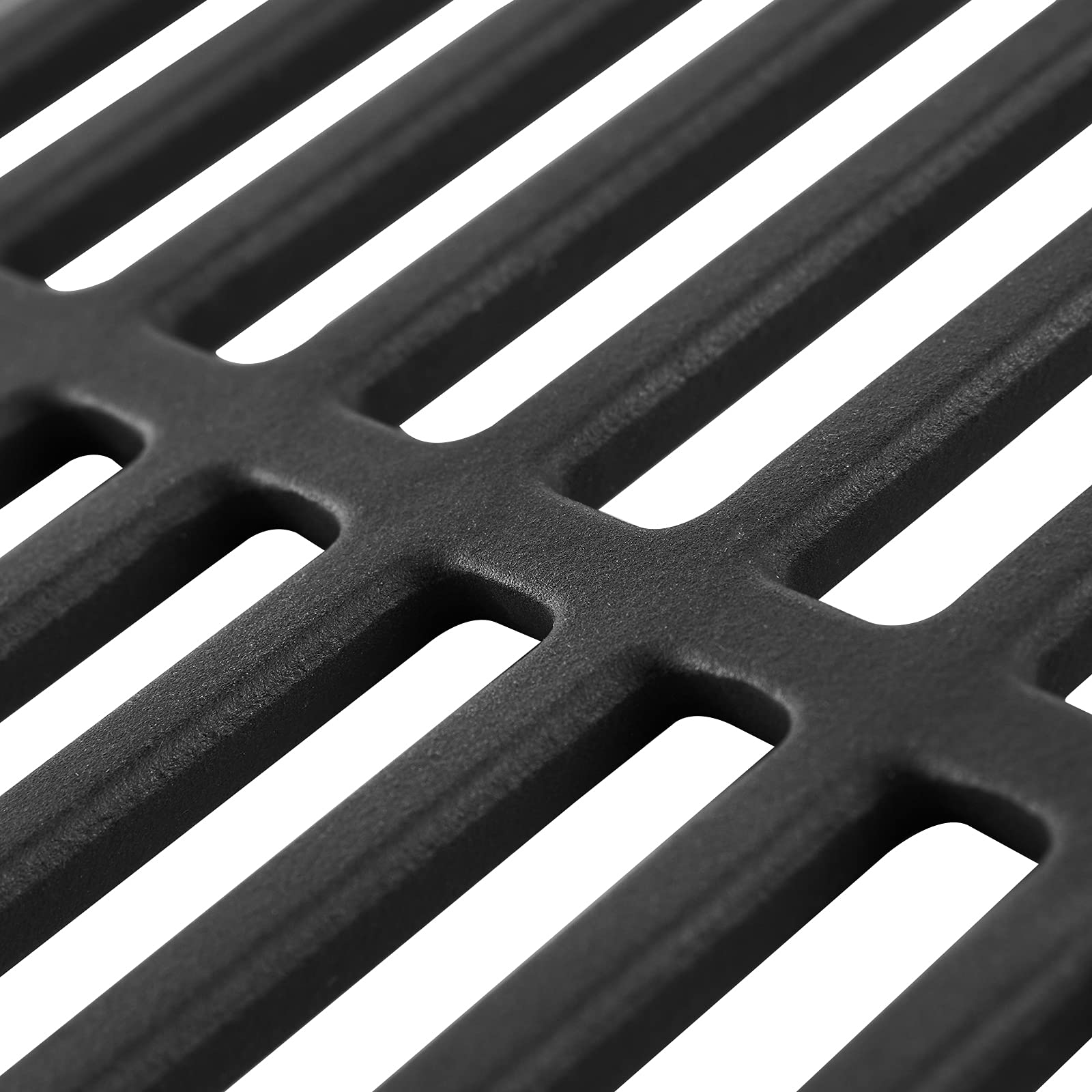 Oklagarden Genesis Grates rugged cast iron designed for regular use.