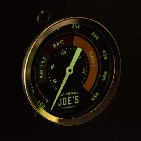 Oklahoma Joe's stainless steel gauge offers lasting durability.