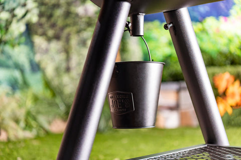 Oklahoma Joe's black drip bucket keeps your grilling area neat and organized.