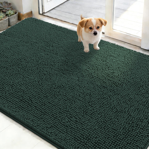 OLANLY dog door mat shows muddy paw print; absorbs moisture to keep floors clean.