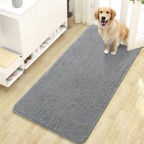 OLANLY Dog Door Mat captures muddy paw prints at the doorway.