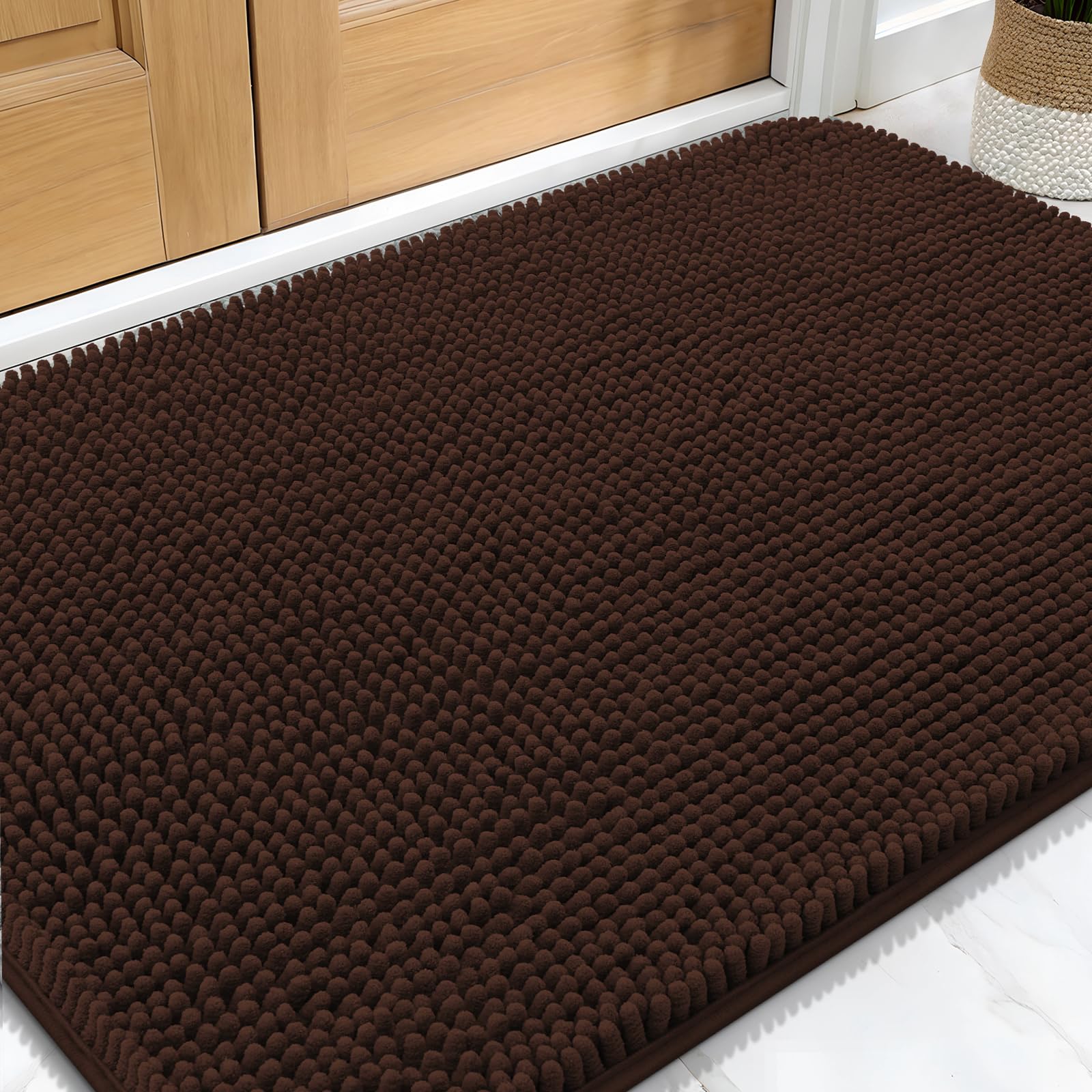 OLANLY Dog Door Mat front view highlights absorbent chenille for muddy paws.
