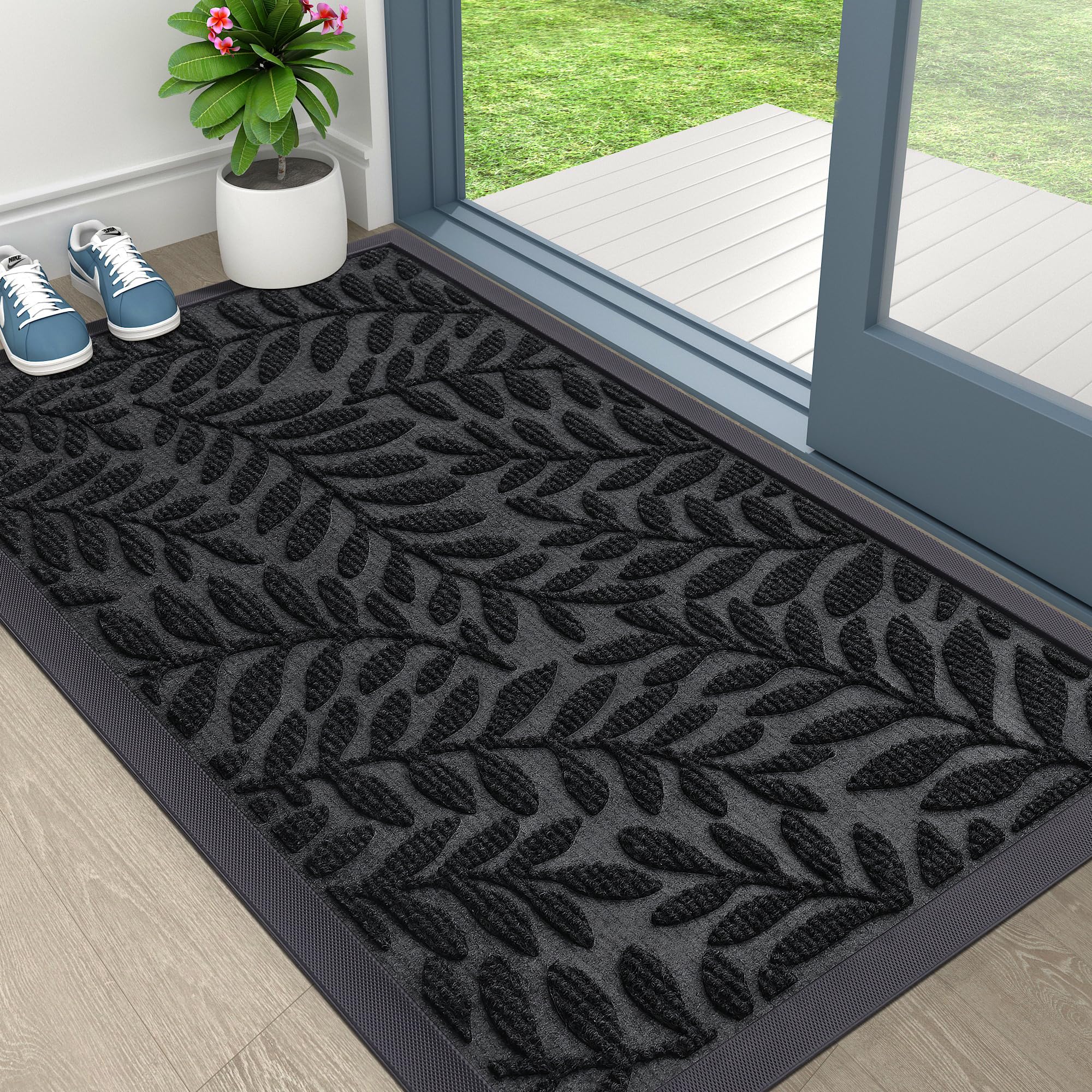 OLANLY indoor-outdoor versatility for entryways, patios, and porches.