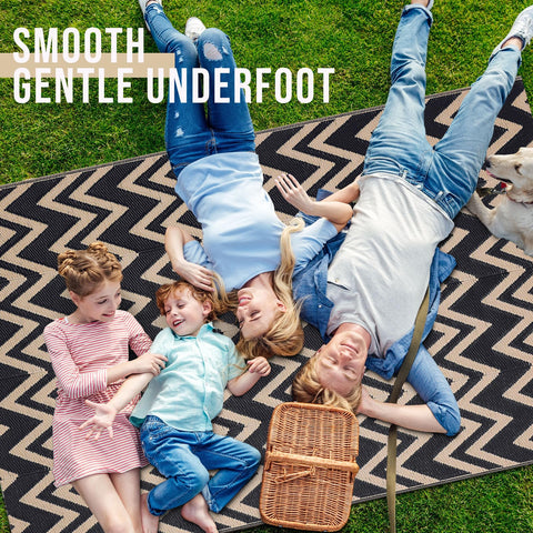 OLANLY lightweight foldable rug with carry case for easy transport to camping or picnics.