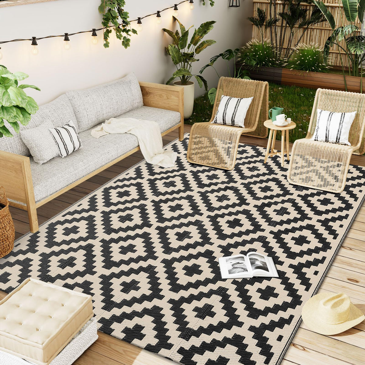 OLANLY outdoor rug 5x8 in black and beige with a durable stain-resistant weave for patios.