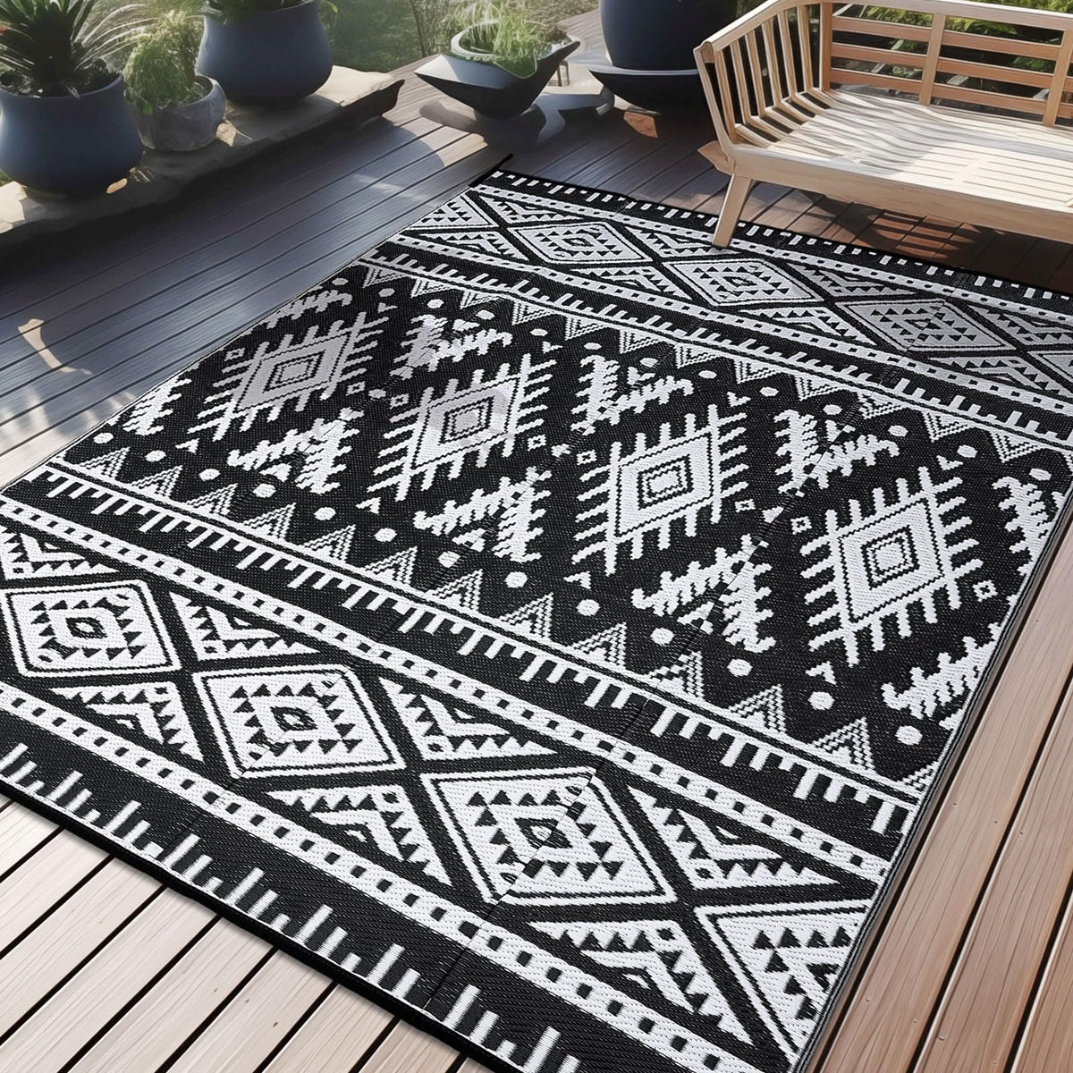 OLANLY outdoor rug 6x9ft waterproof for patios and quick-dry cleaning.