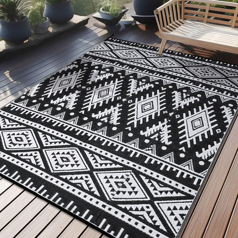 OLANLY outdoor rug 6x9ft waterproof for patios and quick-dry cleaning.