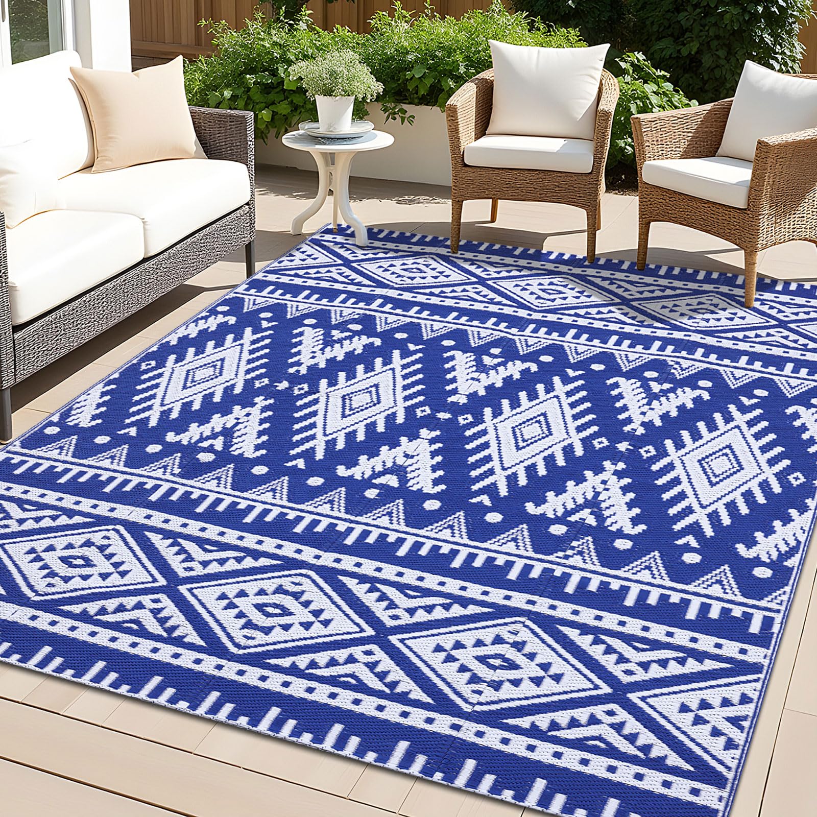 OLANLY outdoor rug with blue and white geometric pattern for patios and decks