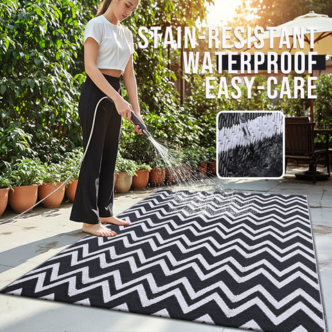 OLANLY stain-resistant waterproof rug for easy outdoor cleanup.