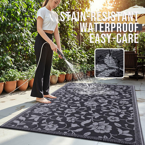 OLANLY RV mat for patio is lightweight and easy to pack for travel.